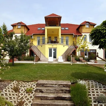 Citadella Wellness Panzio Отель типа 