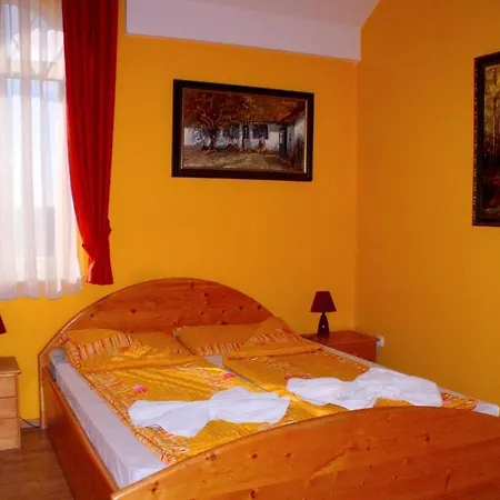 Nocleg ze śniadaniem Citadella Wellness Panzio *