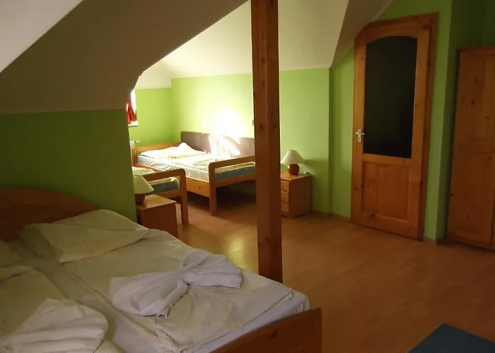 Nocleg ze śniadaniem Citadella Wellness Panzio Eger